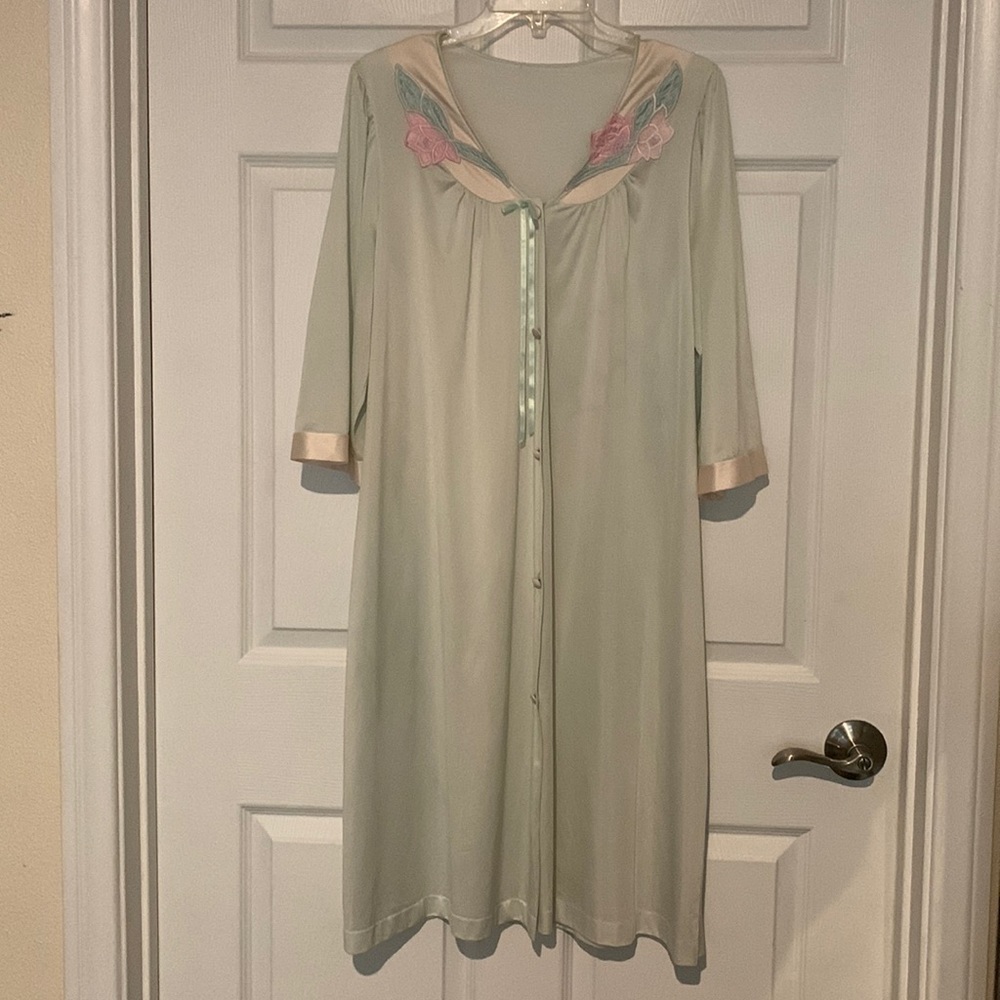 Vintage Lorraine Peignoir in Sea Foam Green